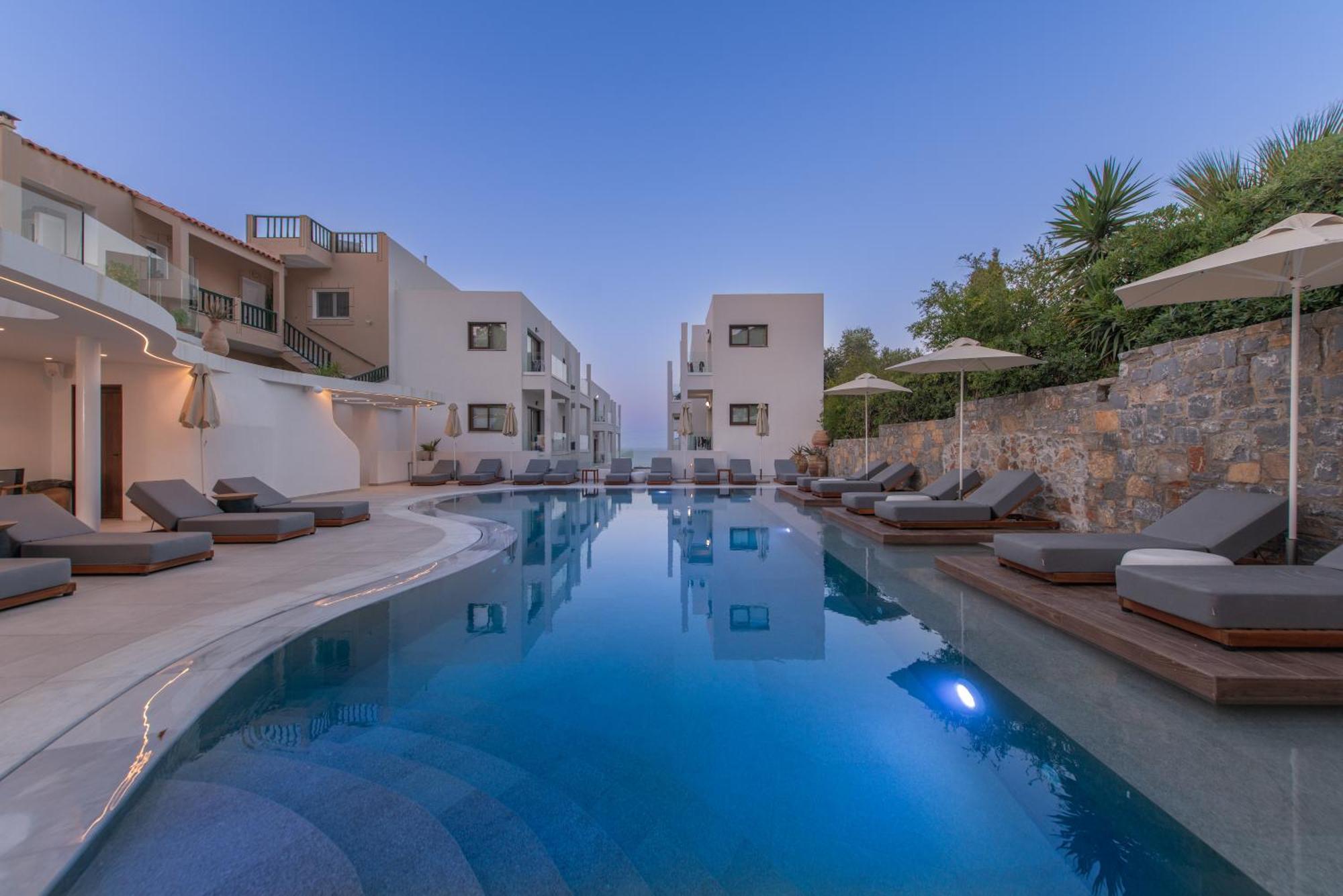 Mika Villas & Suites ヘルソニソス エクステリア 写真
