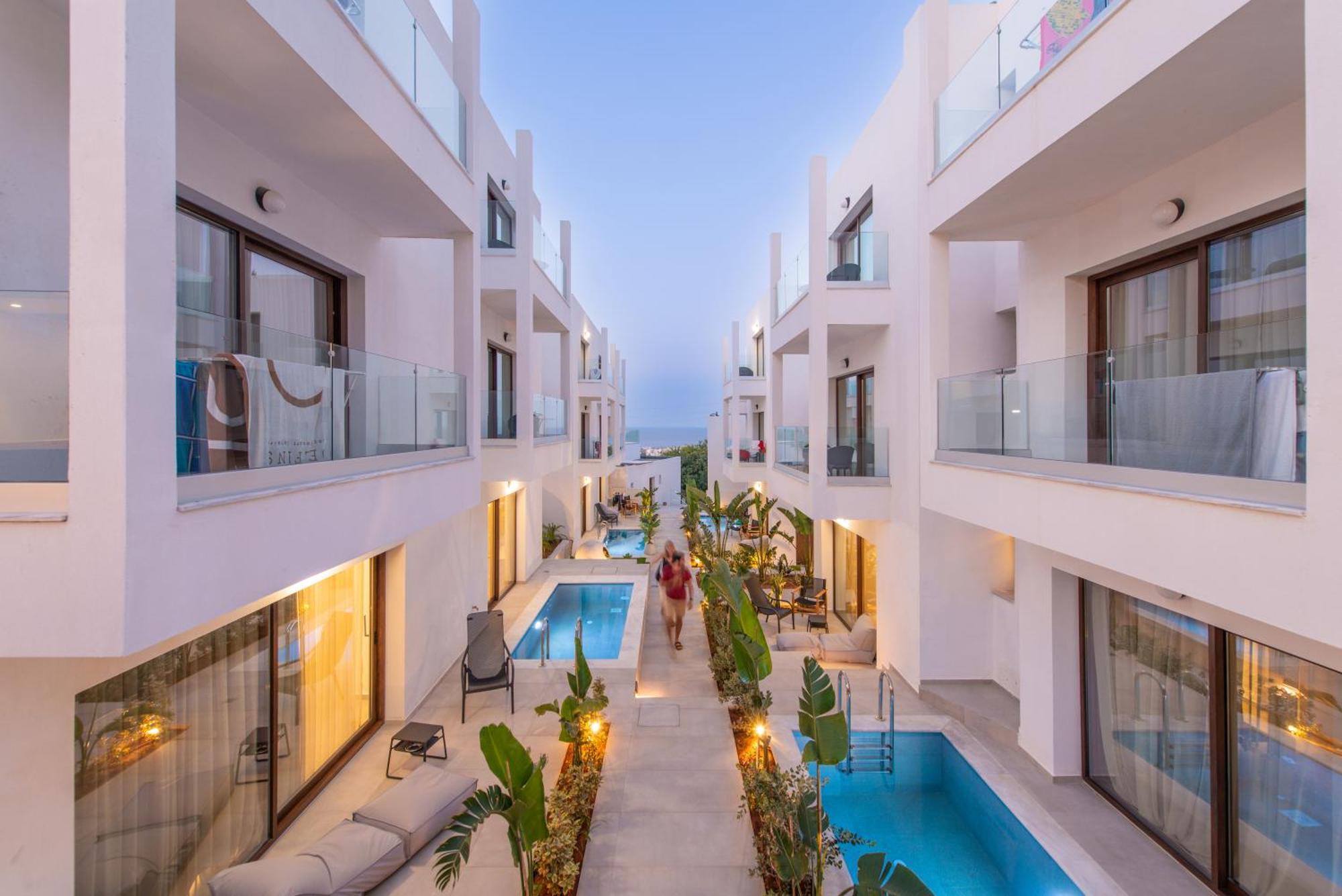 Mika Villas & Suites ヘルソニソス エクステリア 写真