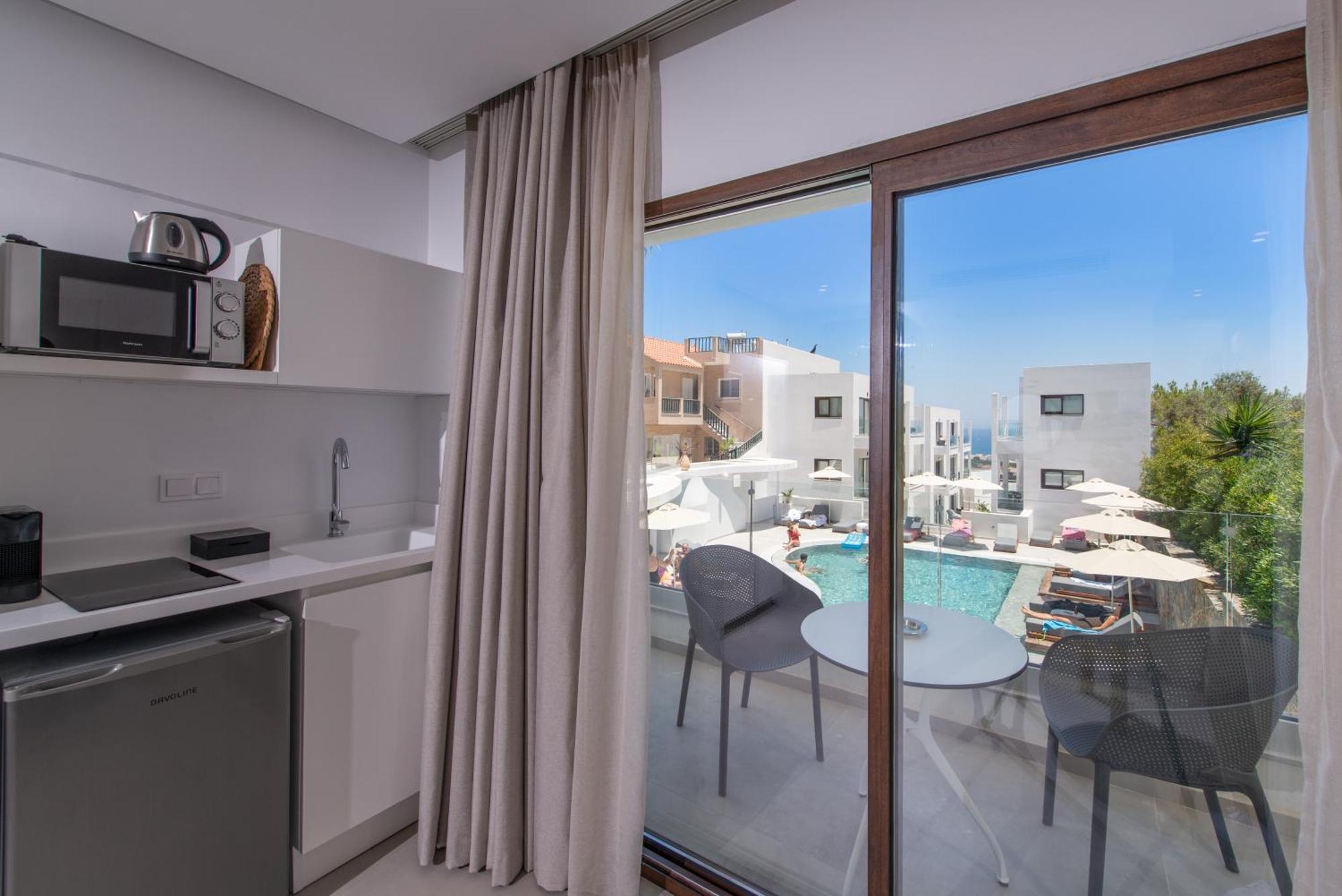 Mika Villas & Suites ヘルソニソス 部屋 写真
