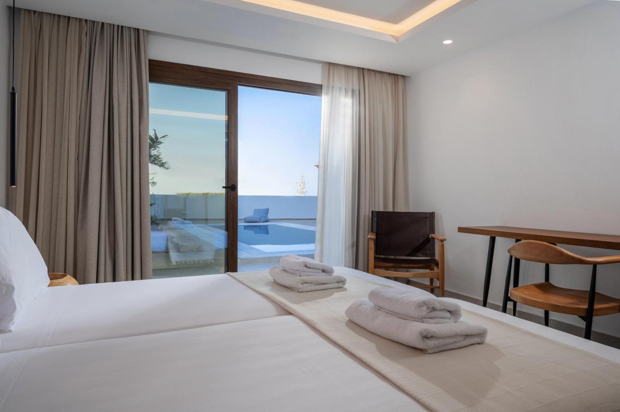 Mika Villas & Suites ヘルソニソス 部屋 写真