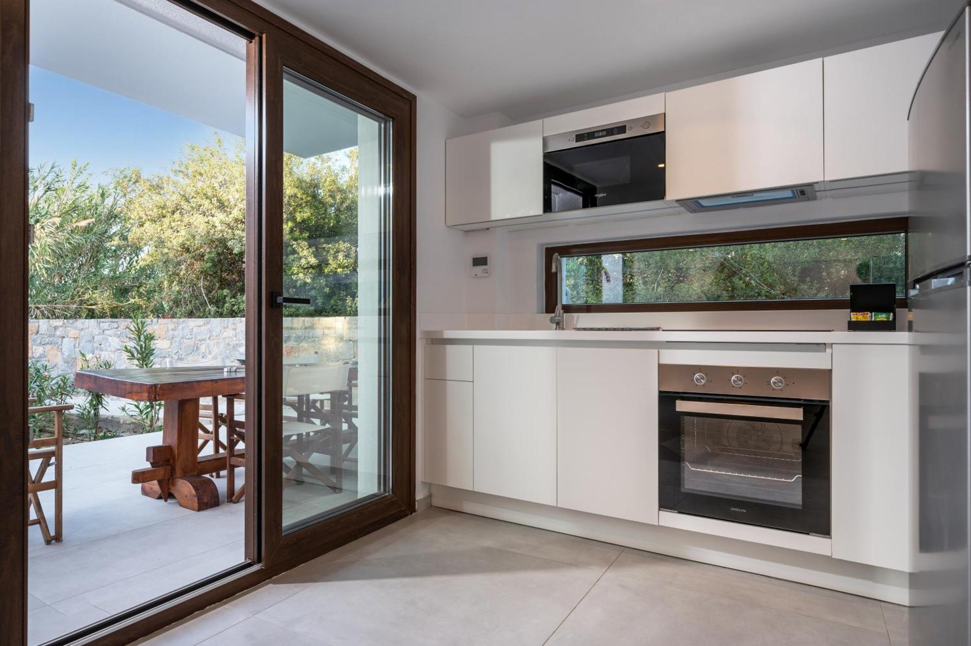 Mika Villas & Suites ヘルソニソス 部屋 写真